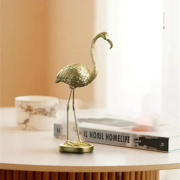 Escultura Decorativa Flamingo Dourado